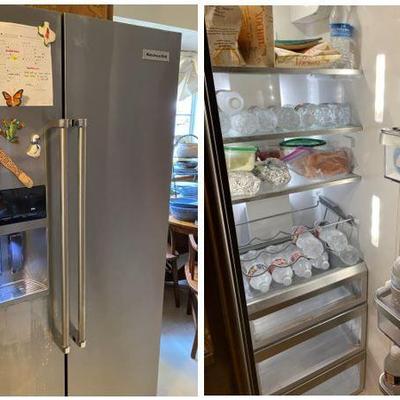 Kitchen Aid refrigerator freezer, Model KRSC500ESS01