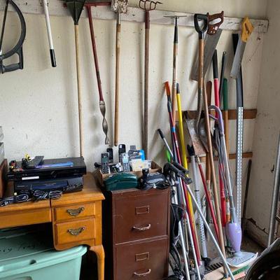 Yard Tools, Shovels, Rakes, etc.