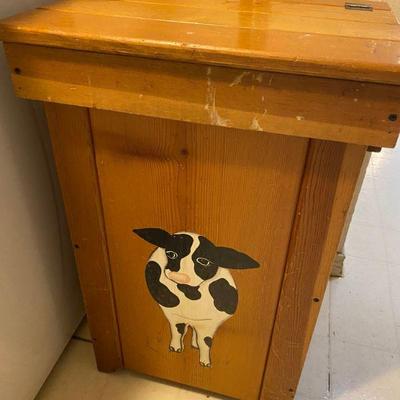 Trash Bin with a cow pic
