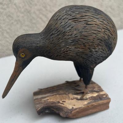 1976 Hand Carved South New Zealand Wooden Kiwi Signed Waring