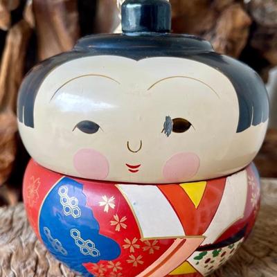 Japan Kokeshi Lacquer Trinket Box With Lid (as Is)