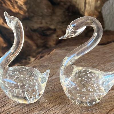 Pair Of Small Clear Controlled Bubble Art Glass Swans