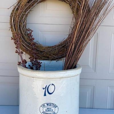 Antique The Western Pottery Co. 10 Gallon Stoneware Crock Made In Denver (as Is) With Wreath And Faux Branches