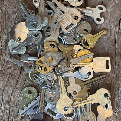 Vintage Key Lot - Winding, Mechanical, House, GM, Yale, Jeco, And More