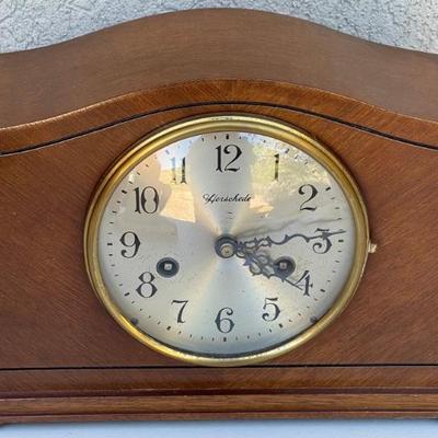 Vintage Hersched Wood Mantle Clock Model 700 With Key