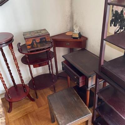 End tables and pedestals 