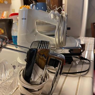 Kitchen small appliances  