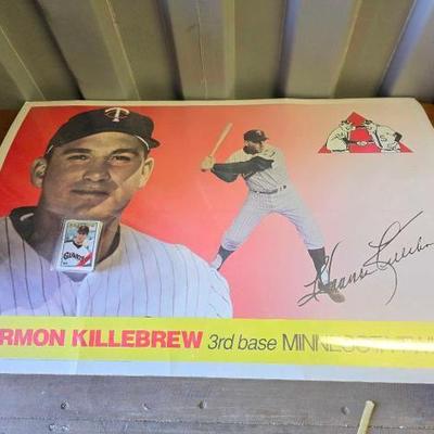 #10564 • Baseball Poster and Baseball Cards
