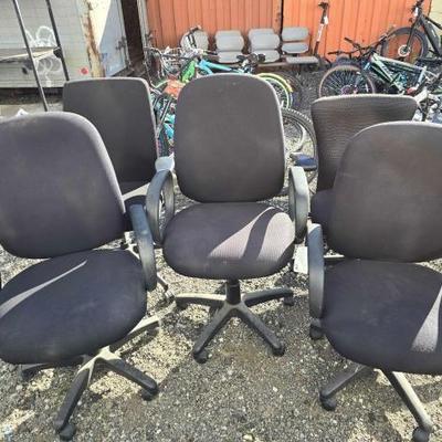 #80026 • 5 Office Chairs
