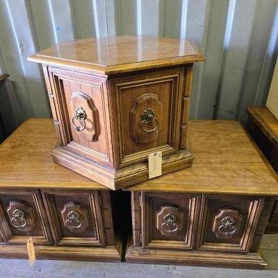 #10508 • (3) End Tables
