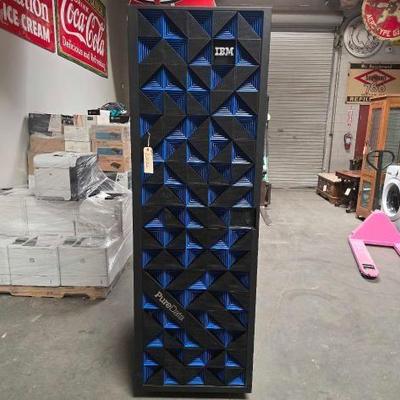 #2026 • IBM Netezza Pure Data 3567 Server Rack