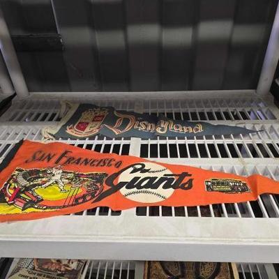 #10032 • (2) Pennants
