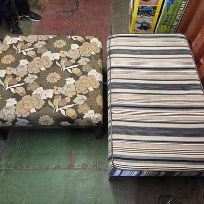 #6802 • 2 Cushion Benches