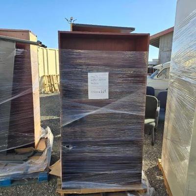 #80734 • 1 Book Shelf 1 Desk