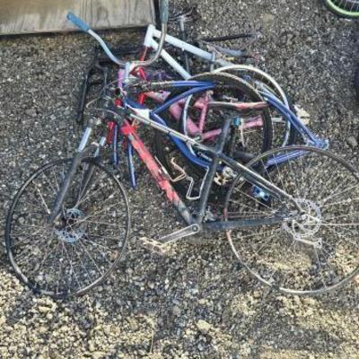#80002 • Bicycle Frames, Tires and Wheels
