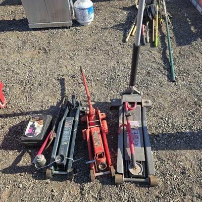 #80232 • (6) Jacks and (1) Club