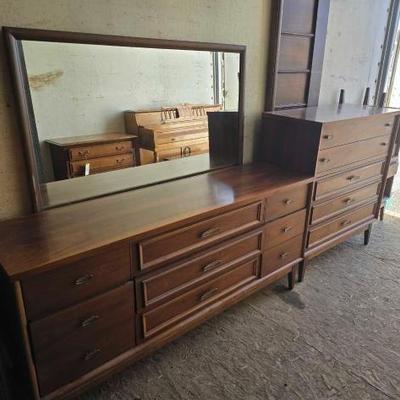 #9114 • Bedroom Set
