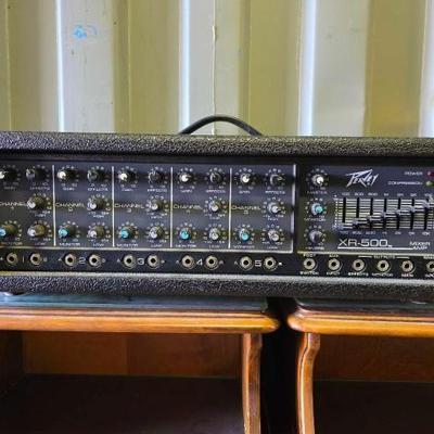 #10552 • Peavey XR-500 Mixer Amp
