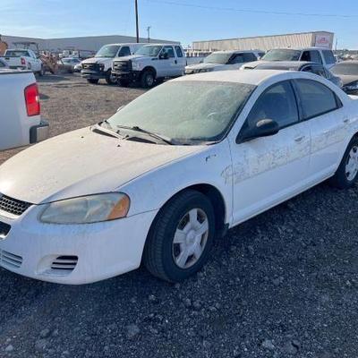 #305 • 2006 Dodge Stratus
