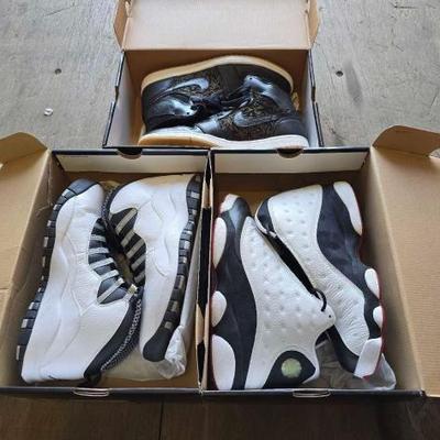 #4038 • (3) Pairs of Nikes
