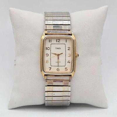 #1157 • Timex Quartz Watch