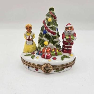 #1962 • Mr. & Mrs. Clause By The Tree Limoges Trinket Box