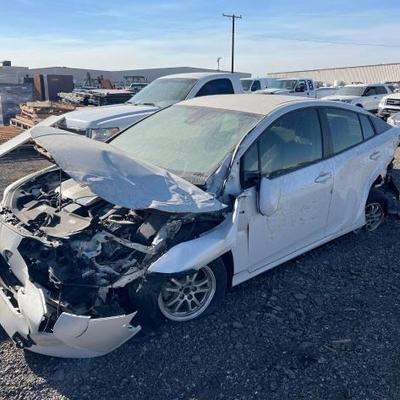 #415 • 2018 Toyota Prius
