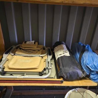 #10522 • Coleman 9'×9' Dome The Original Aerobed Tommy Bahama Chair and Folding Table
