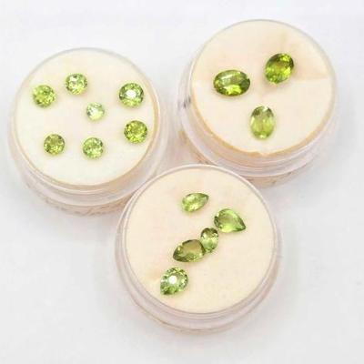 #656 • (15) Peridot Stones
