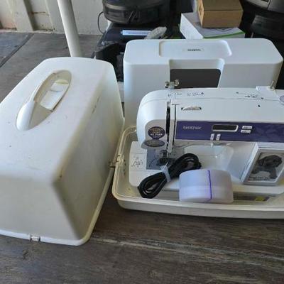#8024 • Brother Sewing Machine with Case