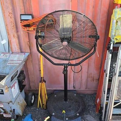 #80108 • Industrial Fan and Flood Lamp