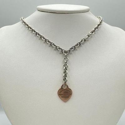 #900 • Tiffany & Co. Sterling Silver Necklace with Heart Pendant, 28.6g
