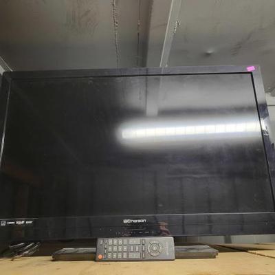 #10502 • Emerson 32" TV
