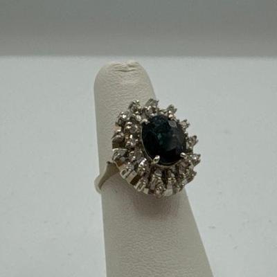 #602 • 18k White Gold Natural Sapphire & Diamond Ring, 6.68g
