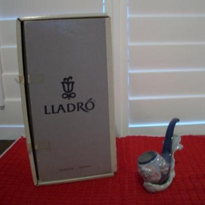 Vintage Lladro porcelain "Sealore Pipe with stand" figurine