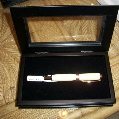 Handmade Pen in Presentation box.