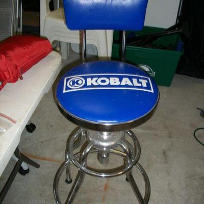 Dewalt Stool