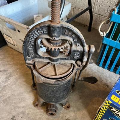 Estate sale photo
