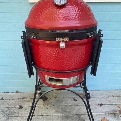 Kamadojoe Smoker