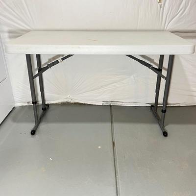 2'x4' Folding Table
