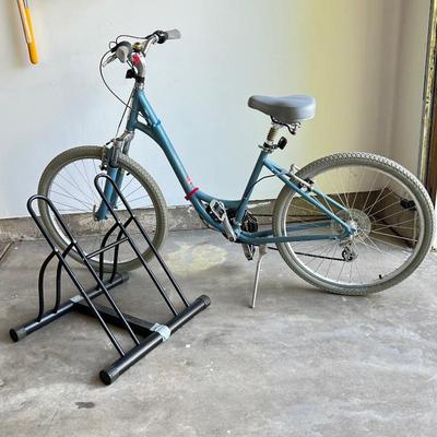 Women's Specialized Globe Carmel 3 Bike- 26"