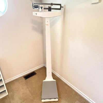 Health-O-Meter Scale - Mechanical Doctor's Scale