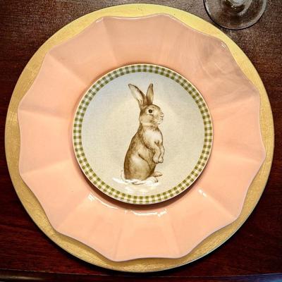 Bunny dessert plate sitting on pink dinner plate and gold charger
