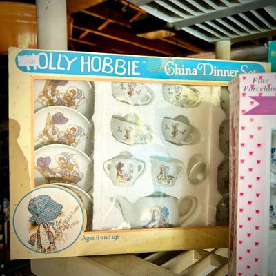 Vintage Holly Hobbie child's tea set