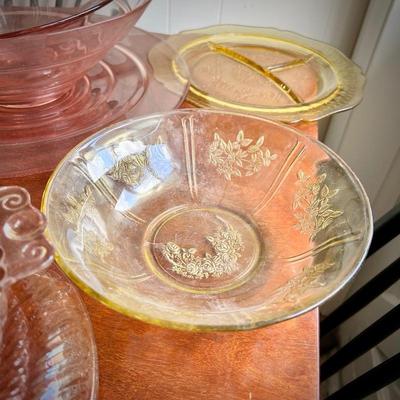 Vintage yellow Depression glass