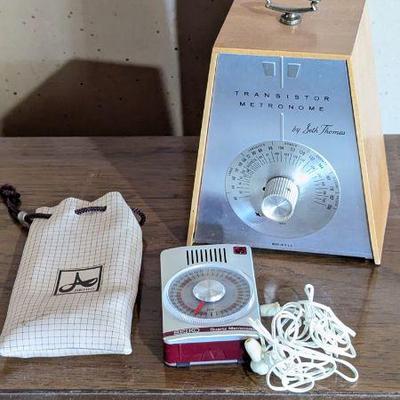 Lot #B138 - Vintage Metronome Lot - Seth Thomas Transistor & Seiko Quartz Metronome Set