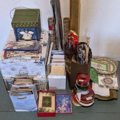Lot #B172 - Christmas Gift Wrap & Cards
