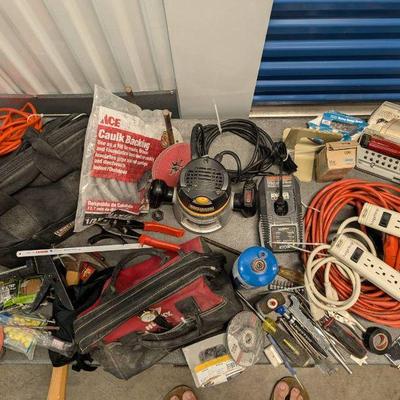 WST122 Craftsman Router, Router Bits and other Tools Of The Trade!