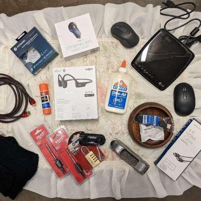 WST085 Chromecast, Bluetooth Hands Free Speaker and Shokz Headphones and Much More!