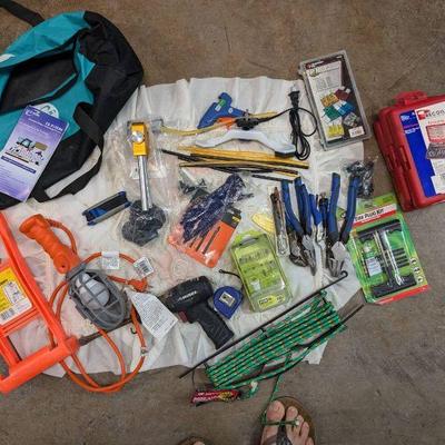 WST121 Assorted Tools For The Handyman!